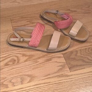 Gap sandals
